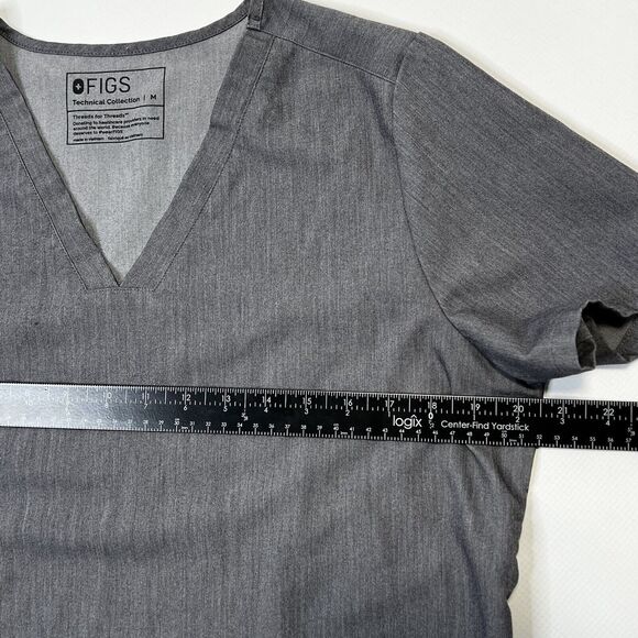 Figs Technical Casma Short Sleeve Scrub Top Gray Womens Medium 3 Pocket FW1100 - Picture 7 of 9